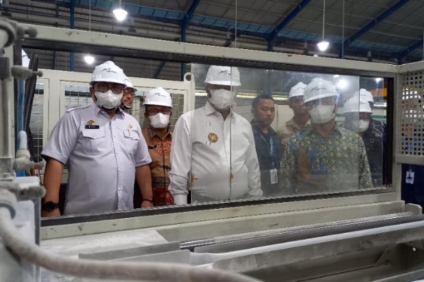 Beranda berkunjung ke harapan brands pj gubernur sulsel dorong pemda pakai produk lokal jfk